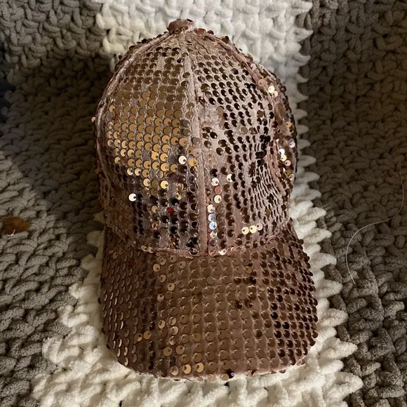 Source Unknown Black Sequin Hat Faux Shearling Hat, Black – SourceUnknown main image 3